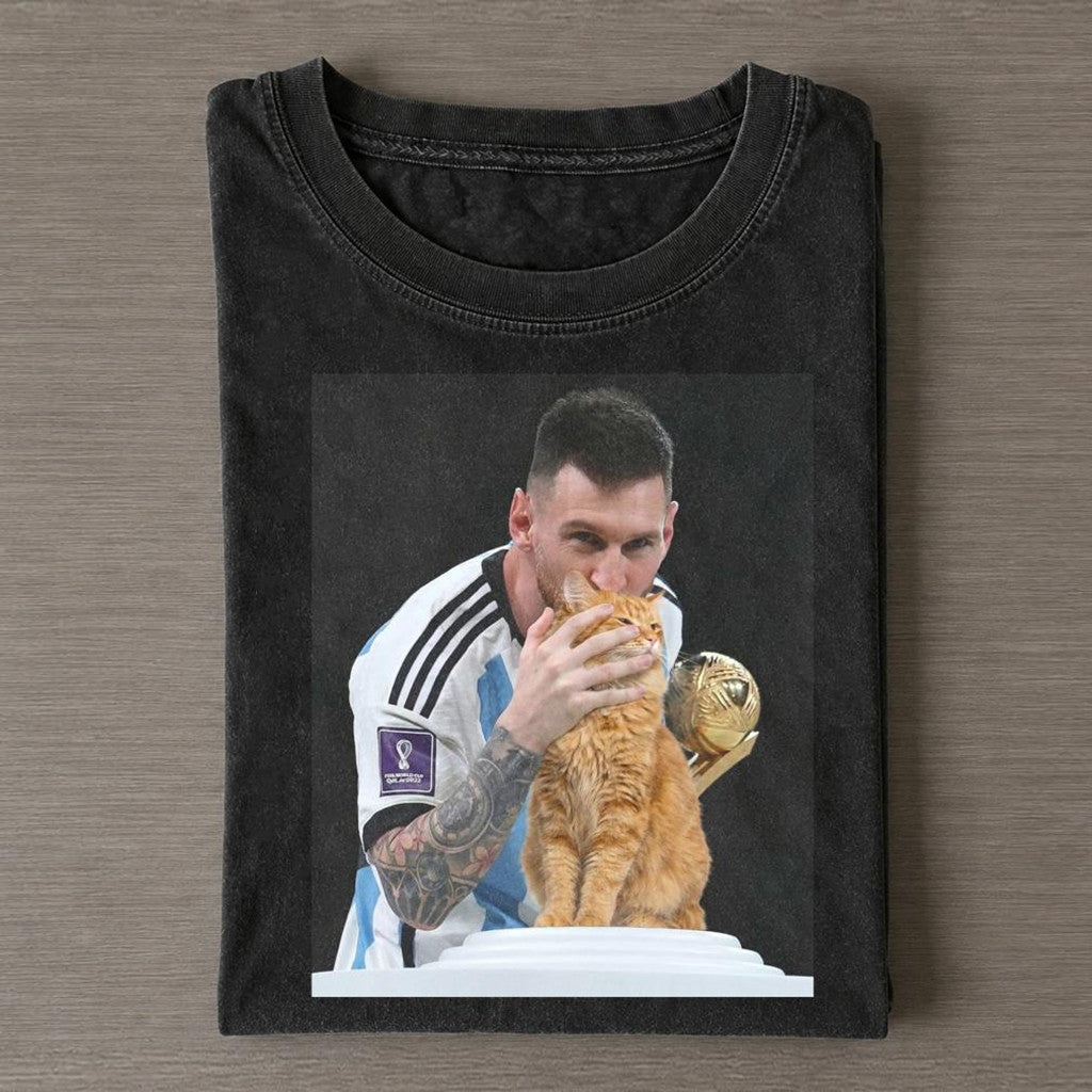 Messi 2026 Kissing Meow T-Shirt Argentina FIFA World Cup 2026 Merch Gift For Fan