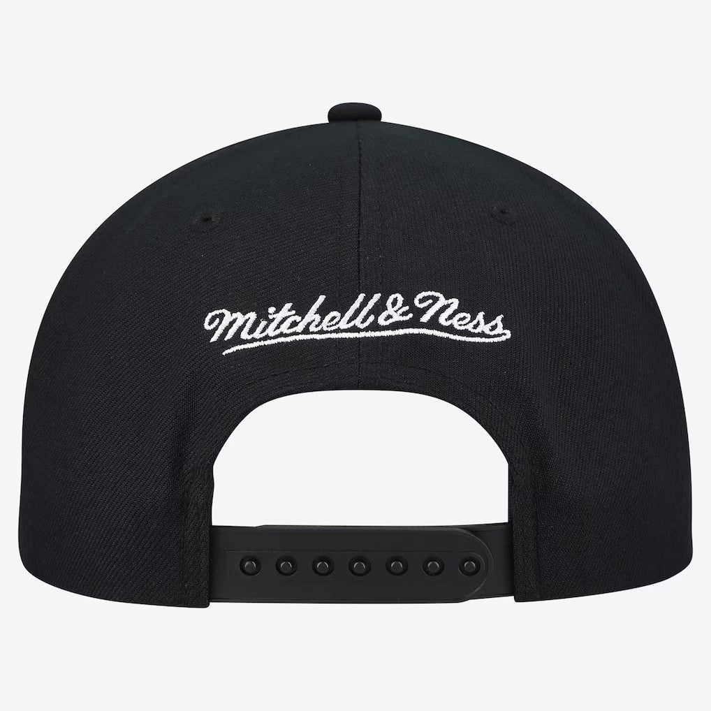 WWE Merch 2026 Black WWE Scratch Logo Core Snapback Hat Embroidered Present For WWE Fans - Merchluma