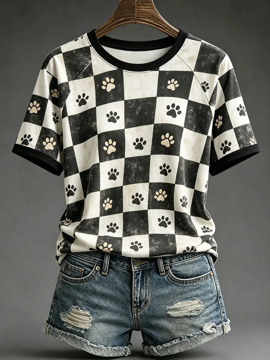 Paw Checkered Pattern T-Shirt Paw Shirt Spooky Outfits Ideas For Her - Merchluma