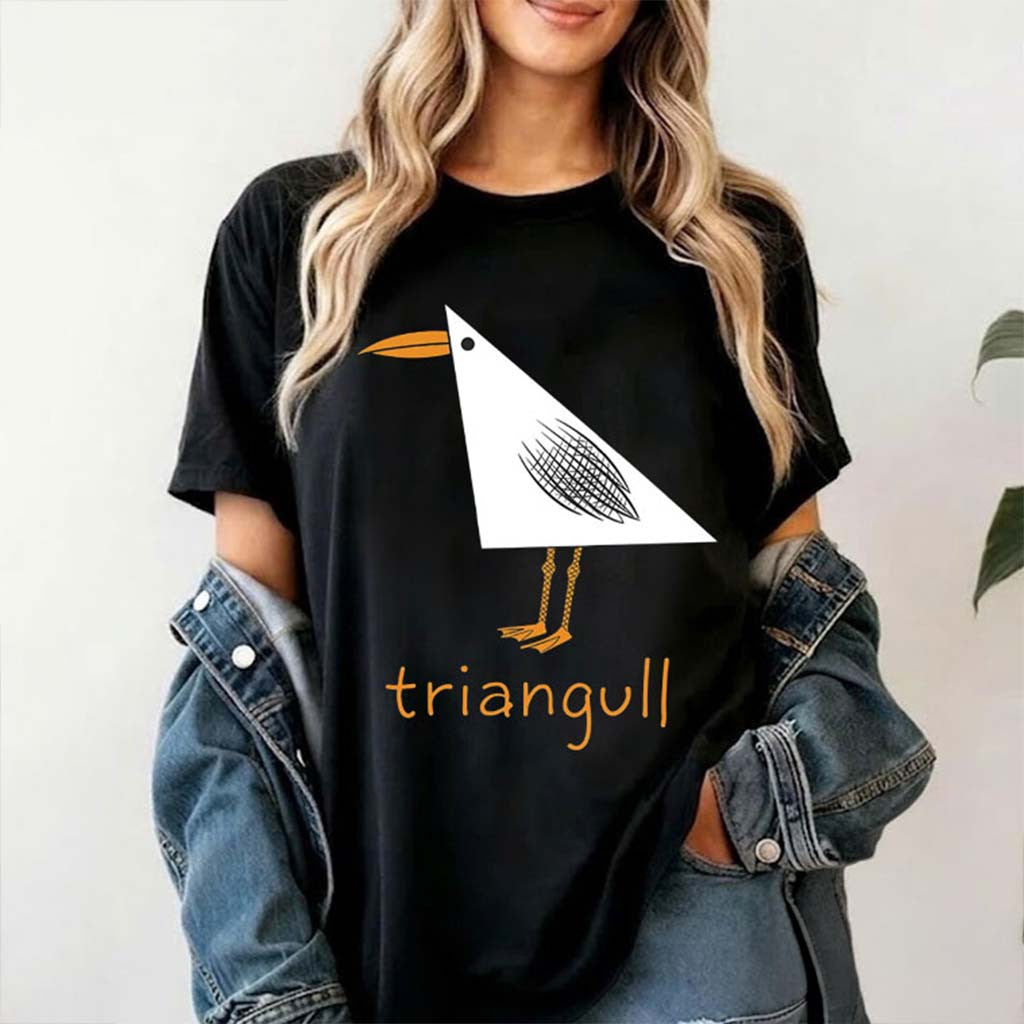 Triangull Bird Pun Triangle Seagull T-Shirt Funny Geometry Shirt Gift For Besties - Merchluma
