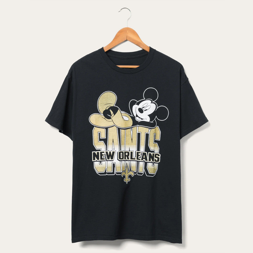 D X Junk Food Football Collection Merch New Orleans Saints Mickey Kick Back Shirt Saints Merch - Merchluma