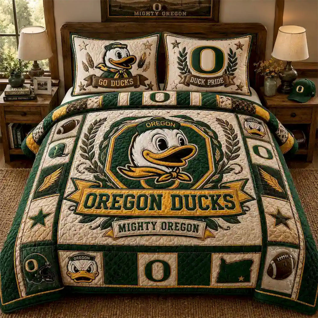 Oregon Ducks Mighty Oregon Quilt Bedding Set Duck Pride Comforter Sets Oregon Ducks Merch - Merchluma