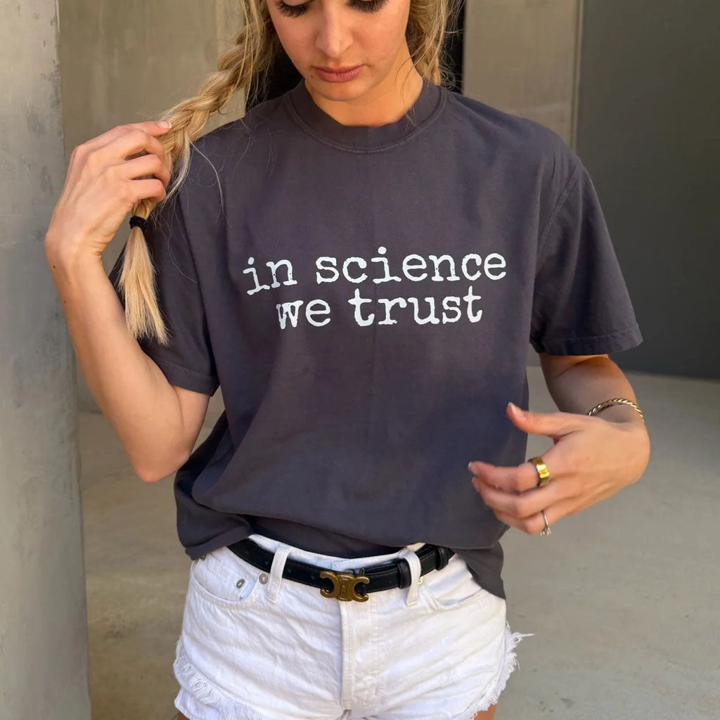 Lady Spine Doc Merch 2026 In Science We Trust T-Shirt Best Gift For Friends - Merchluma